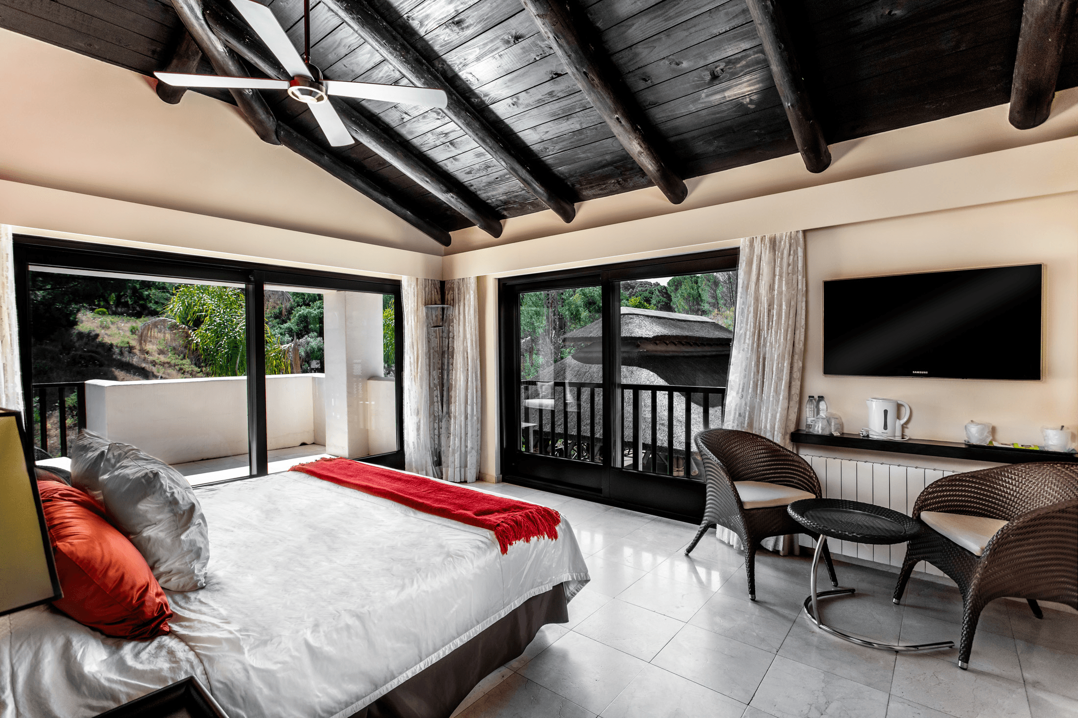 Shanti-Som Wellbeing Retreat wellness retreat room